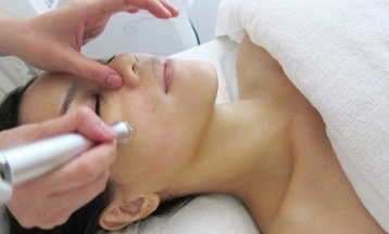 Friss, üde és fiatalos arcbőr! AQUA PEEL hidrodermabráziós kezelés arcon és nyakon! - akciós kupon