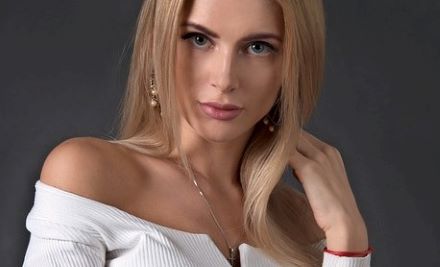 Professzionális HIFU arcfiatalítás és ránctalanítás teljes arcon, tokán, nyakon és dekoltázson! Plusz 60% kedvezmény sejtaktiváló softlézer kezelésre! kupon