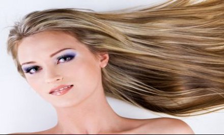 Joico-s Keratinos hajszerkezet újraépítés szárítással, és 50%-os kedvezményes hajvágással! kupon