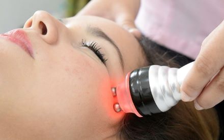 3 alkalmas arcfiatalító és bőrfeszesítő kezelés kollagénindukciós Tripoláris rádiófrekvenciával!  Plusz 30 % kedvezmény tű nélküli mezoterápiás bőrfeltöltésre! kupon