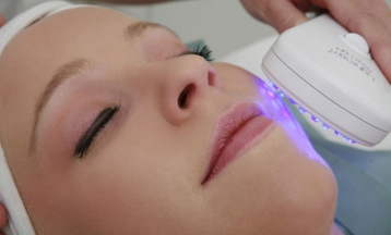Fotonterápiás arc és nyak kezelés ultrahanggal és q-10-es energetizáló kötőszövetregenerálással! - akciós kupon
